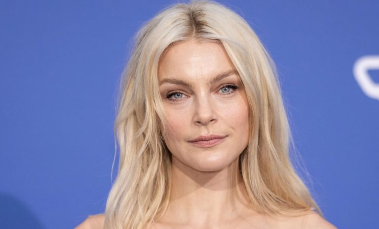 Jessica Stam